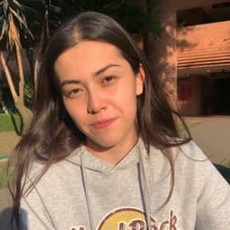 Carla avatar