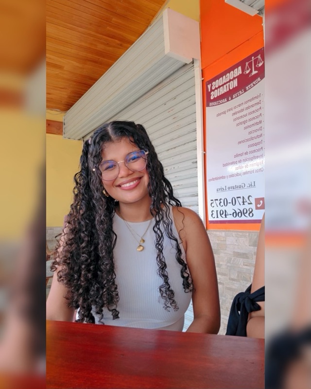 Elizabeth Martínez profile photo