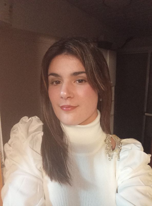 Abril Irigaray profile photo