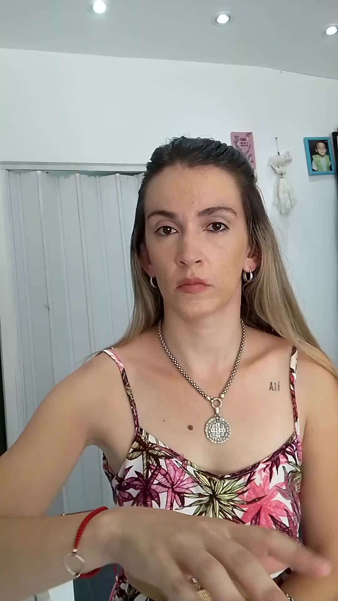 Veronica video thumbnail