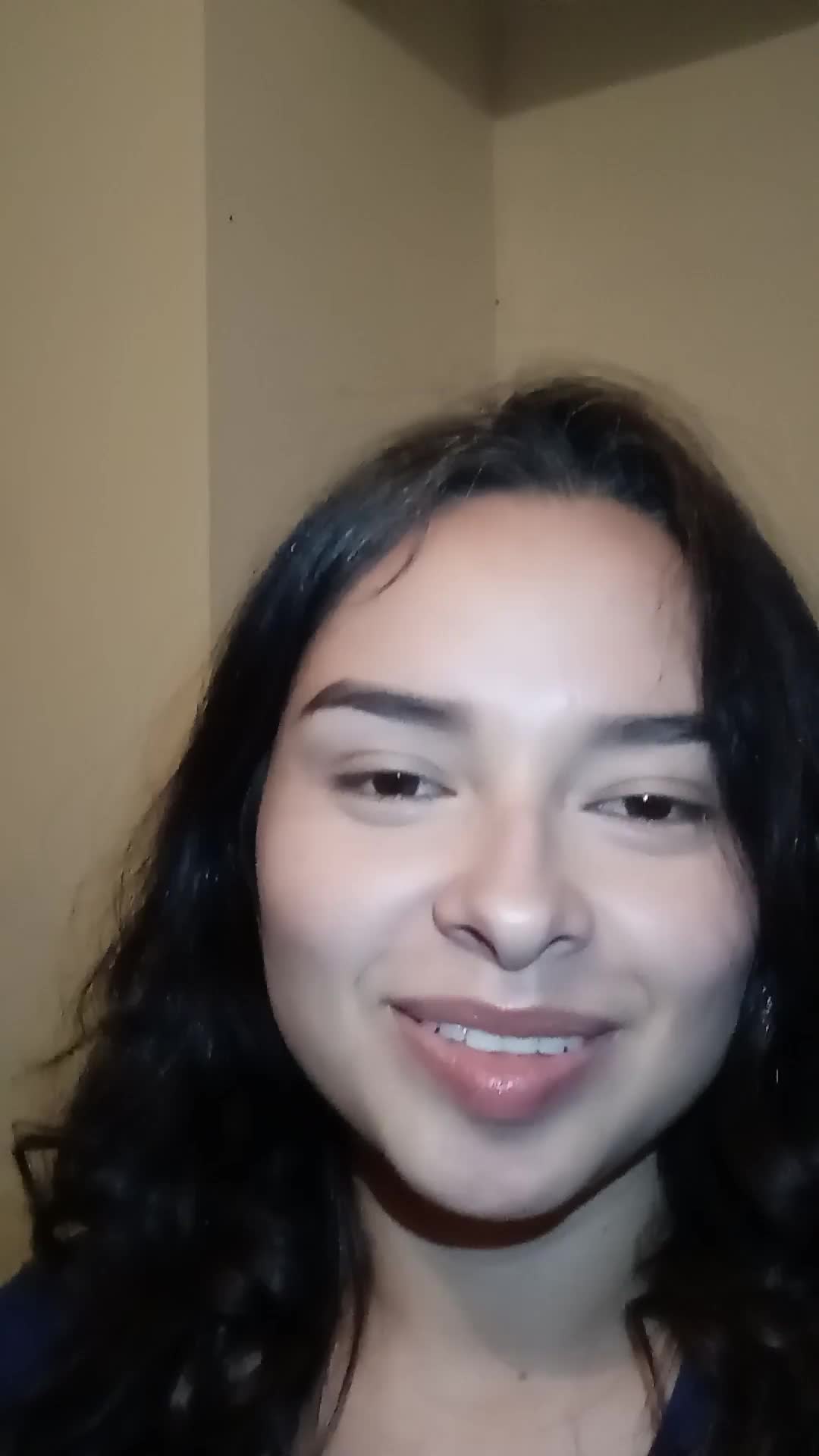 Alicia Pinzon video thumbnail