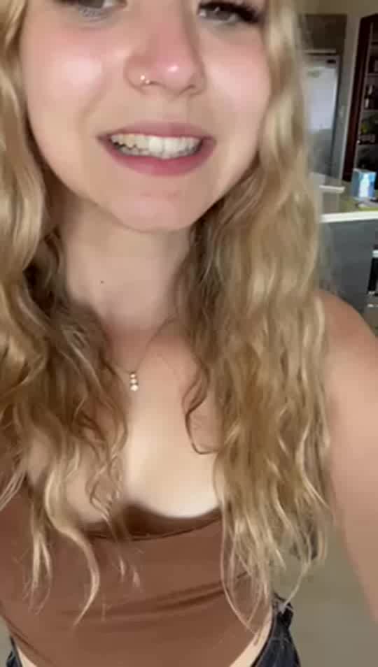 Chloe Hanson video thumbnail