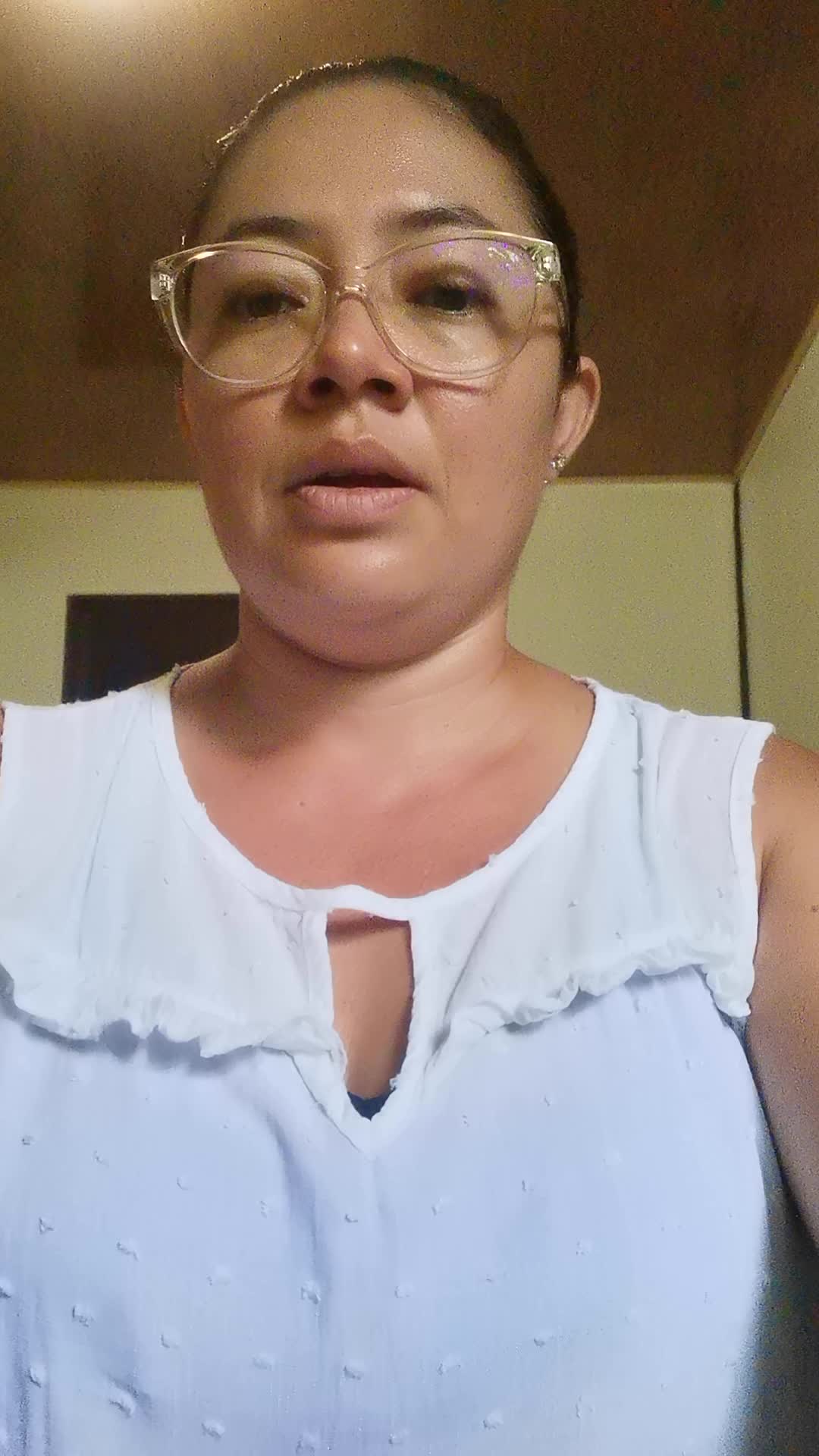 Kellyyaxi@gmail.com R. candidate video thumbnail