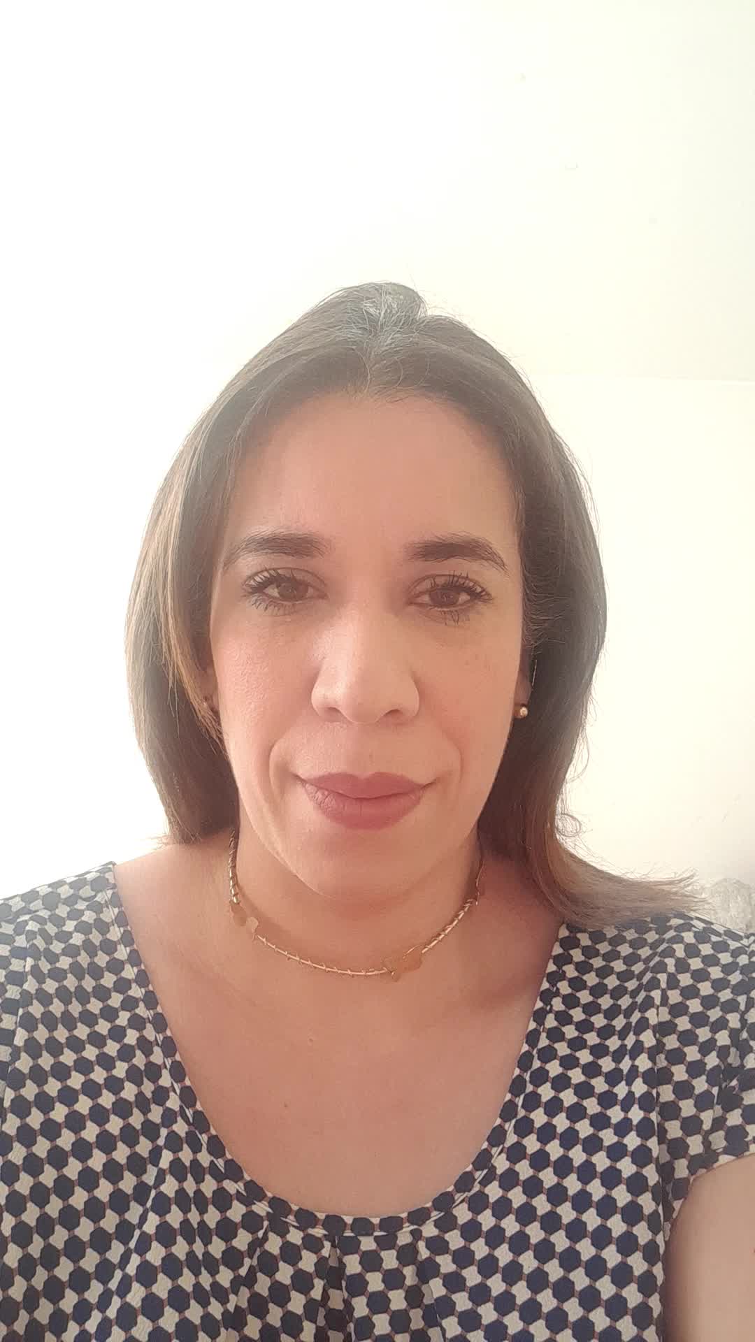Mayra R. candidate video thumbnail