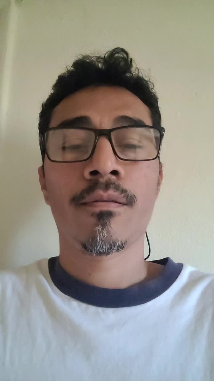 Nigel . Pravia video thumbnail