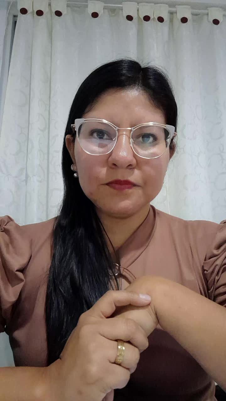 Viviana I. candidate video thumbnail
