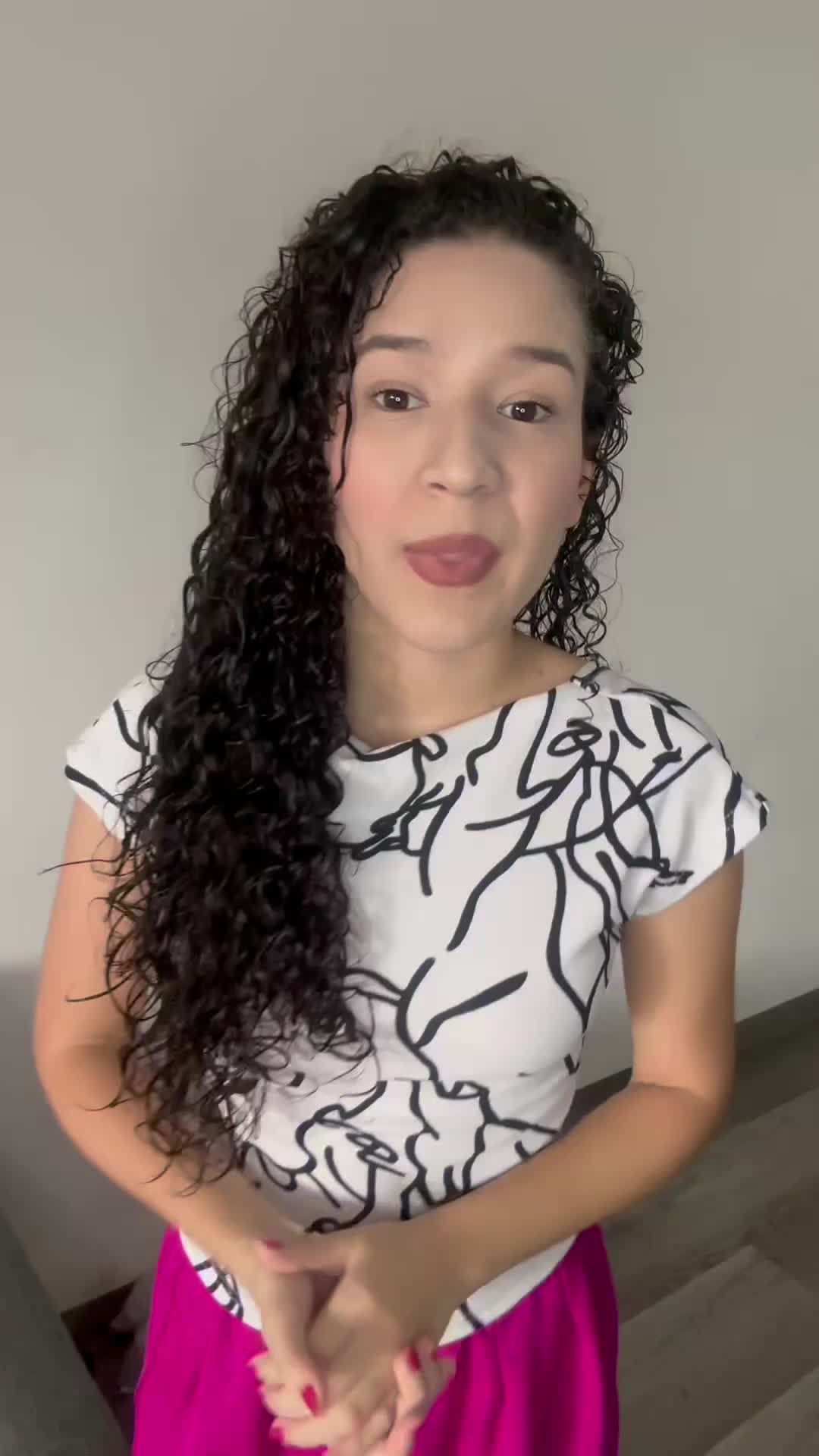 Ángela V. candidate video thumbnail