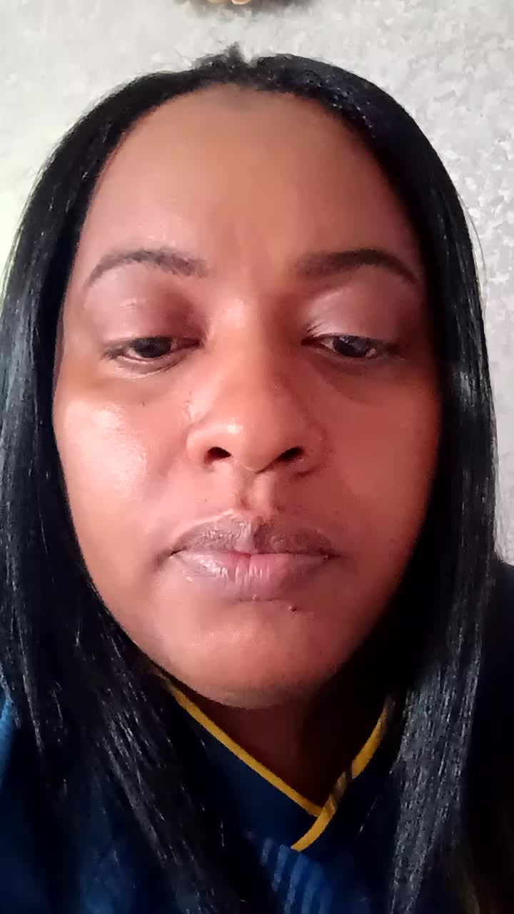 katherine hinds video thumbnail