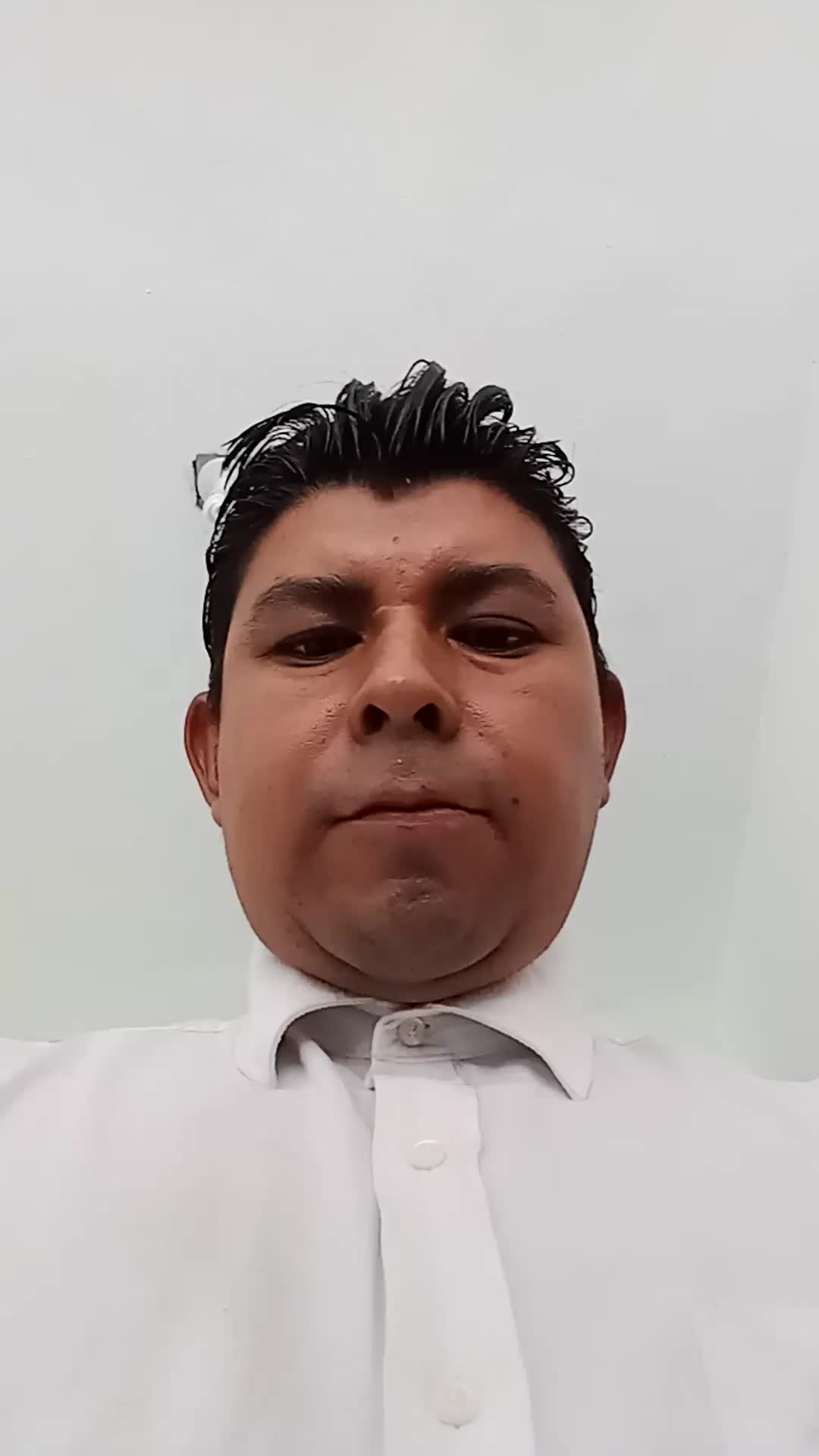 Alejandro Escobar video thumbnail