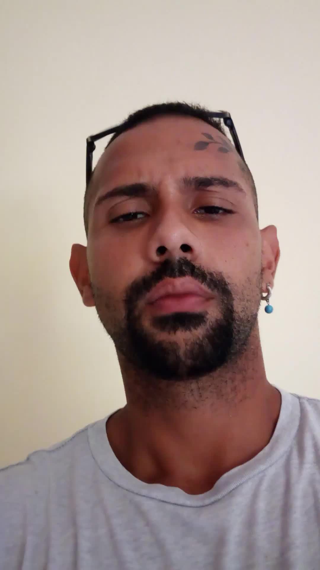 Karlos video thumbnail