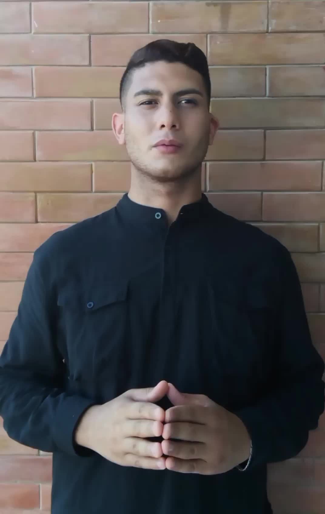 Cesar Martínez video thumbnail