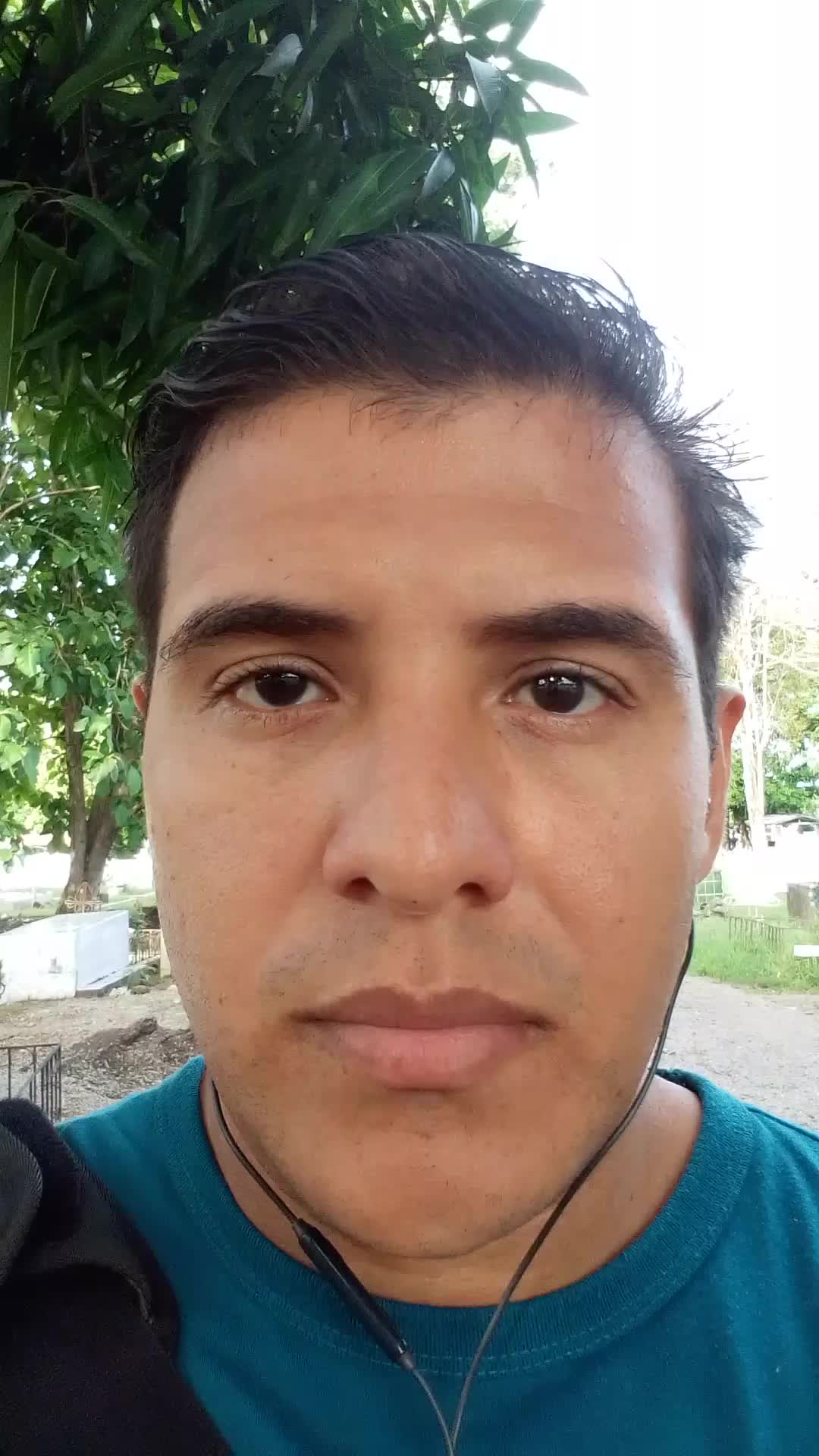 Aron abad video thumbnail