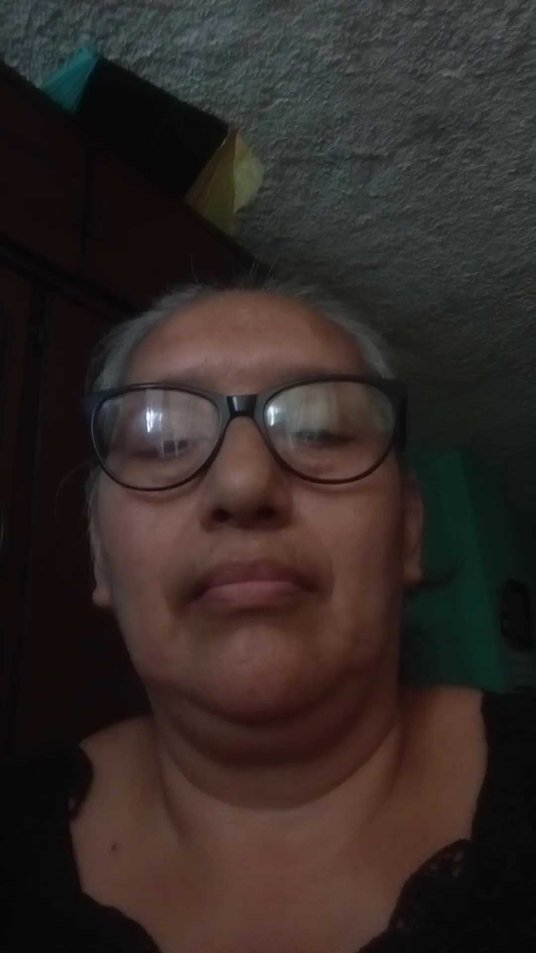 Gladis video thumbnail
