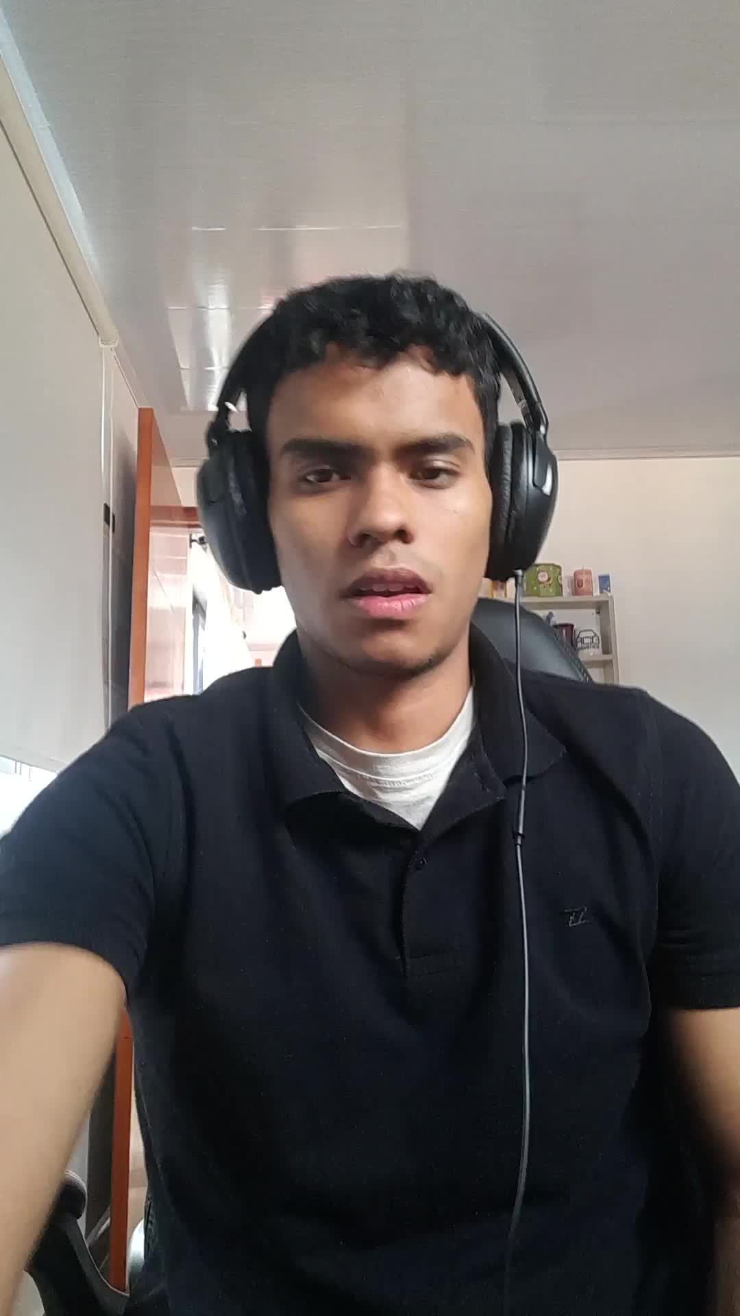 Santiago Holguín video thumbnail