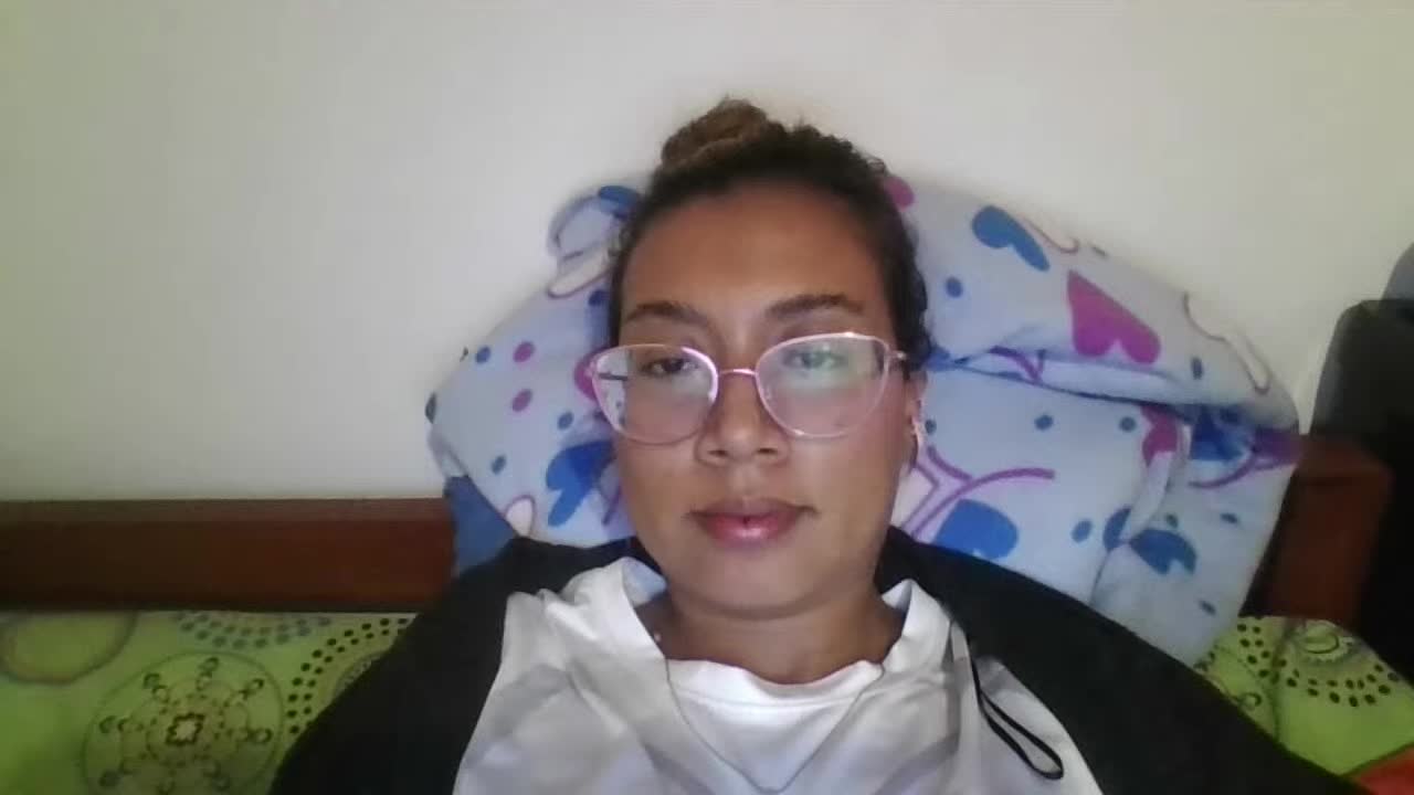 Cristina V. candidate video thumbnail