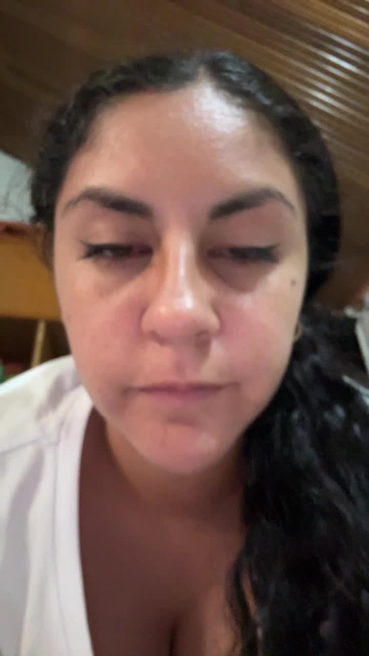 sandra stefanny video thumbnail